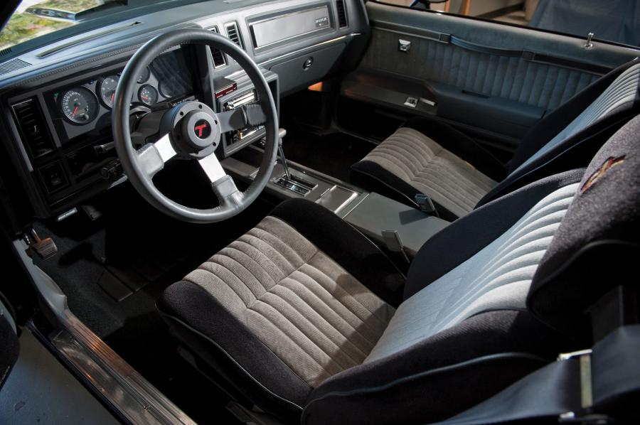  Buick Regal Grand National 1987 года  (фото 5 из 6)